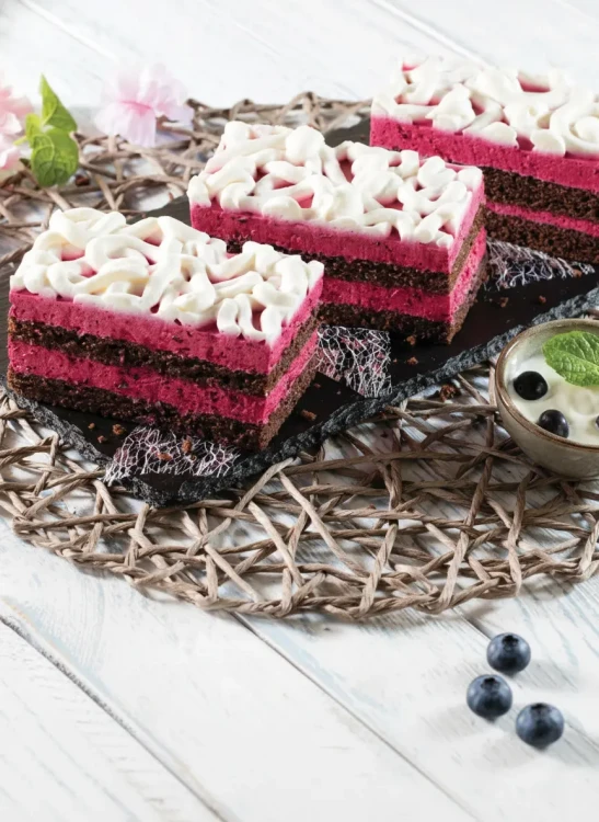 johannisbeerkuchen-fruchtig-leipzig-konditorei.webp